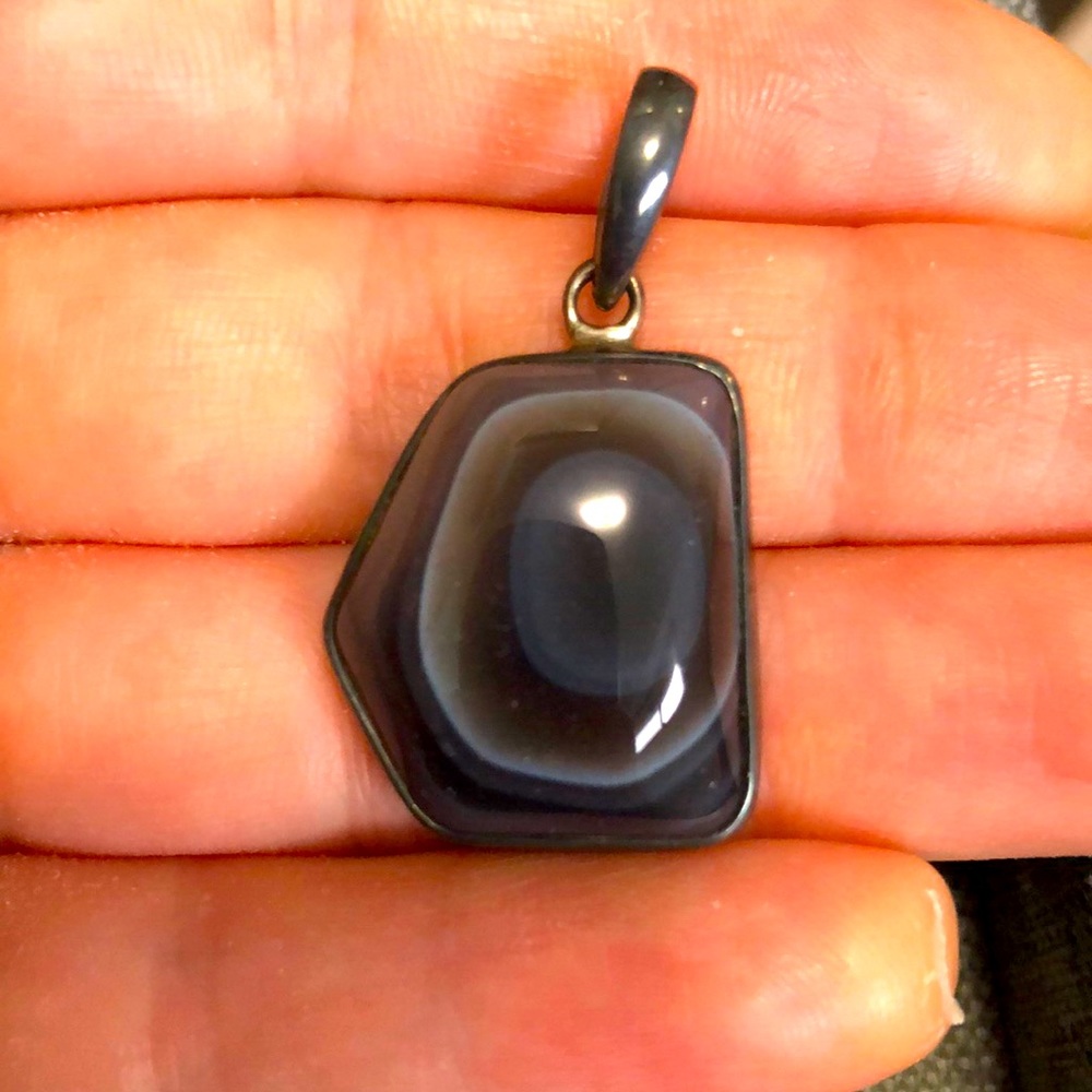 Desert Agate Pendant 🌵
